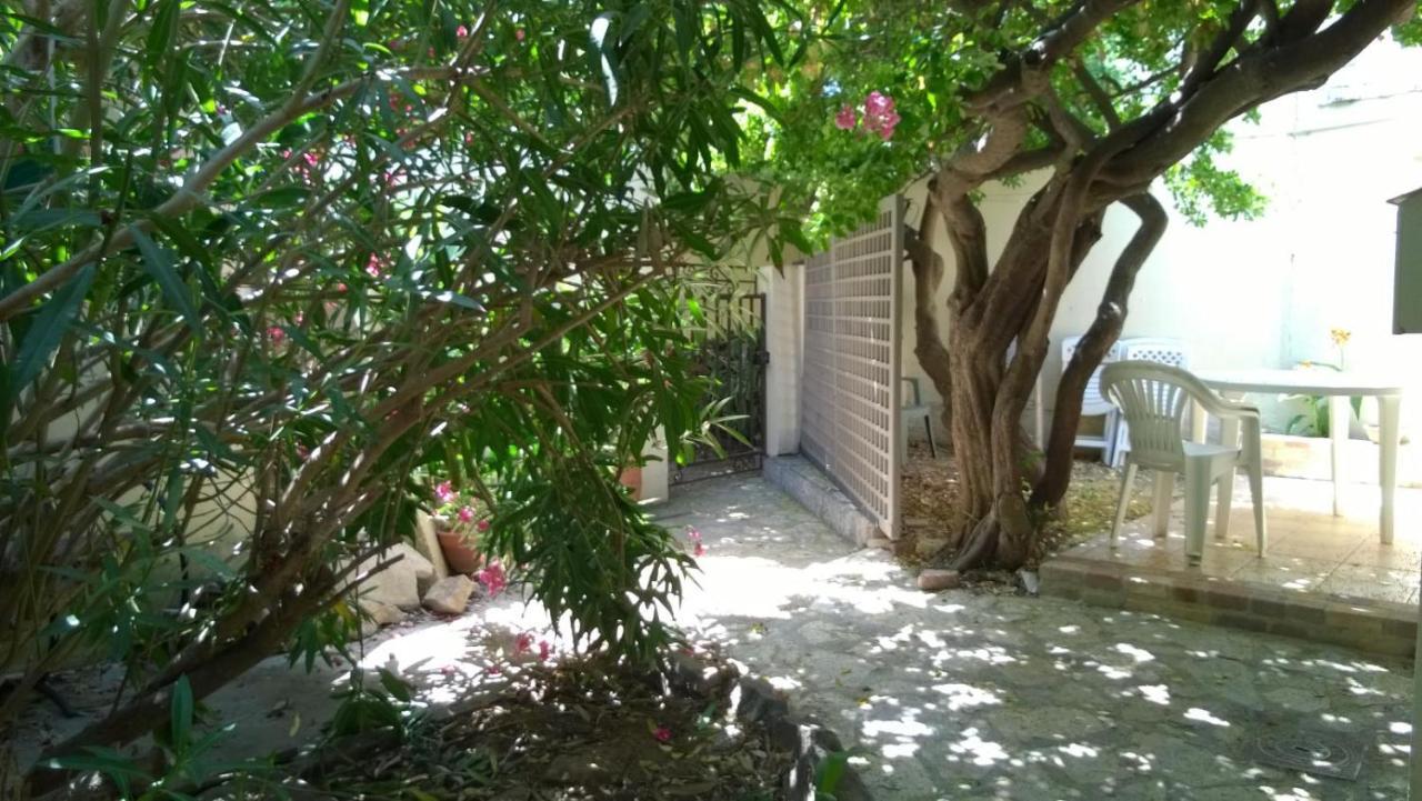 Logement Climatise Avec Jardin Et Parking Pour 2 Personnes En Bord De Plage La Ciotat Exterior photo